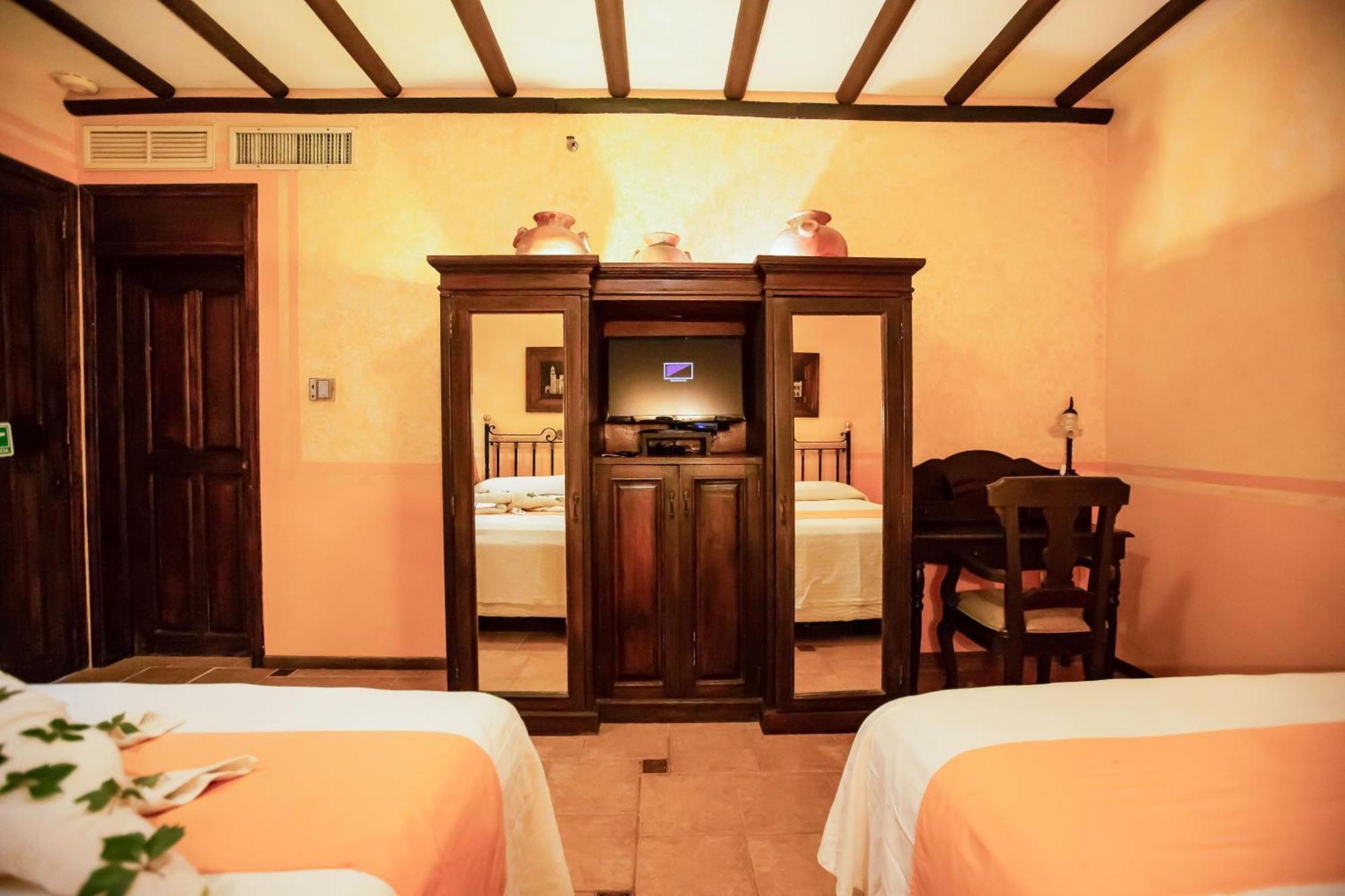 Hotel Boutique La Mision De Fray Diego (Adults Only) Mérida Exteriér fotografie